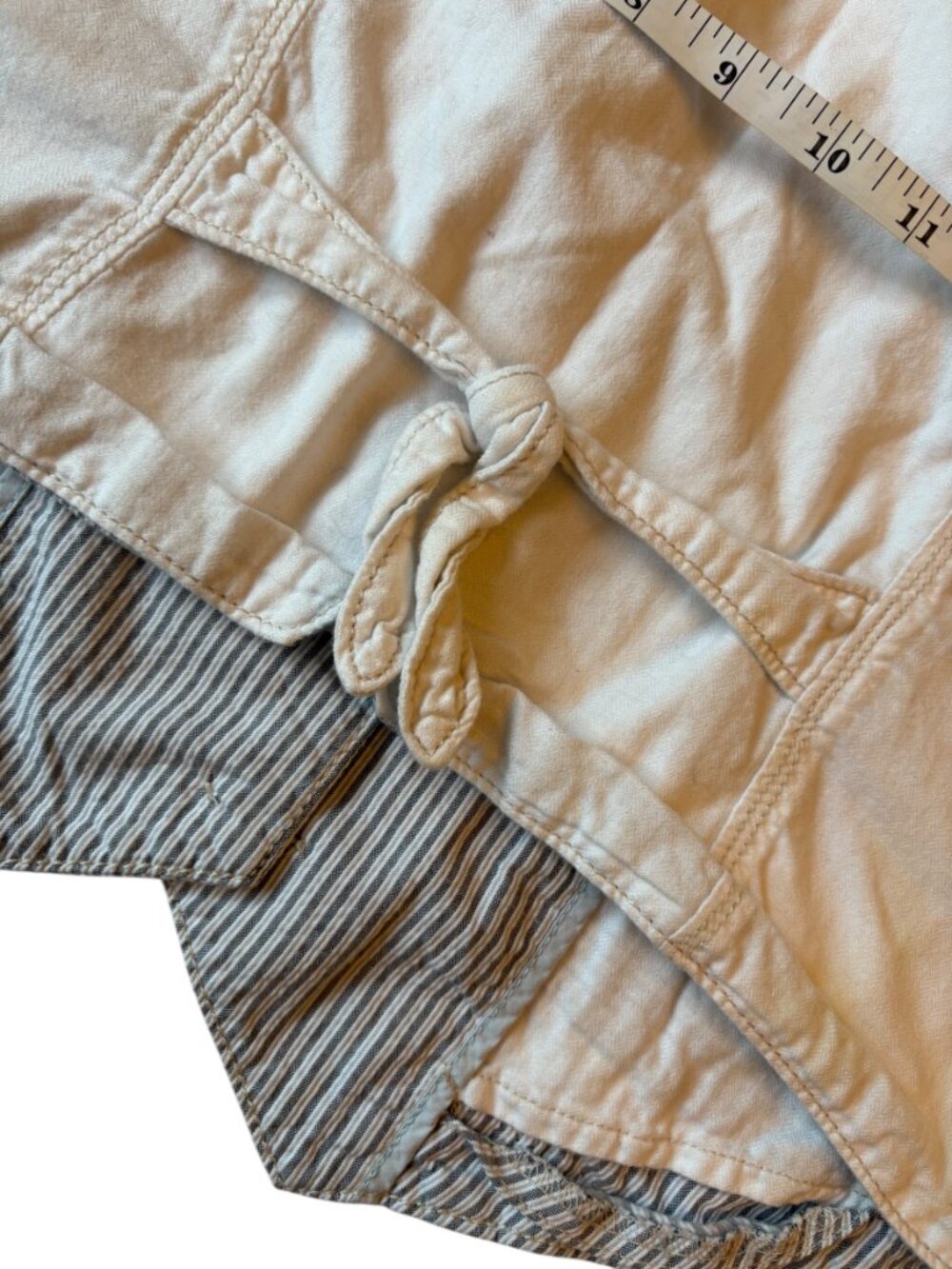 AE White and Blue Pinstriped Vest Size L - Picture 6 of 7